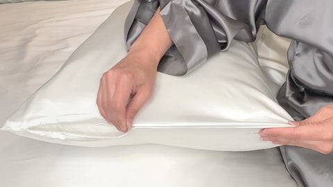 Hidden Zipper Closure