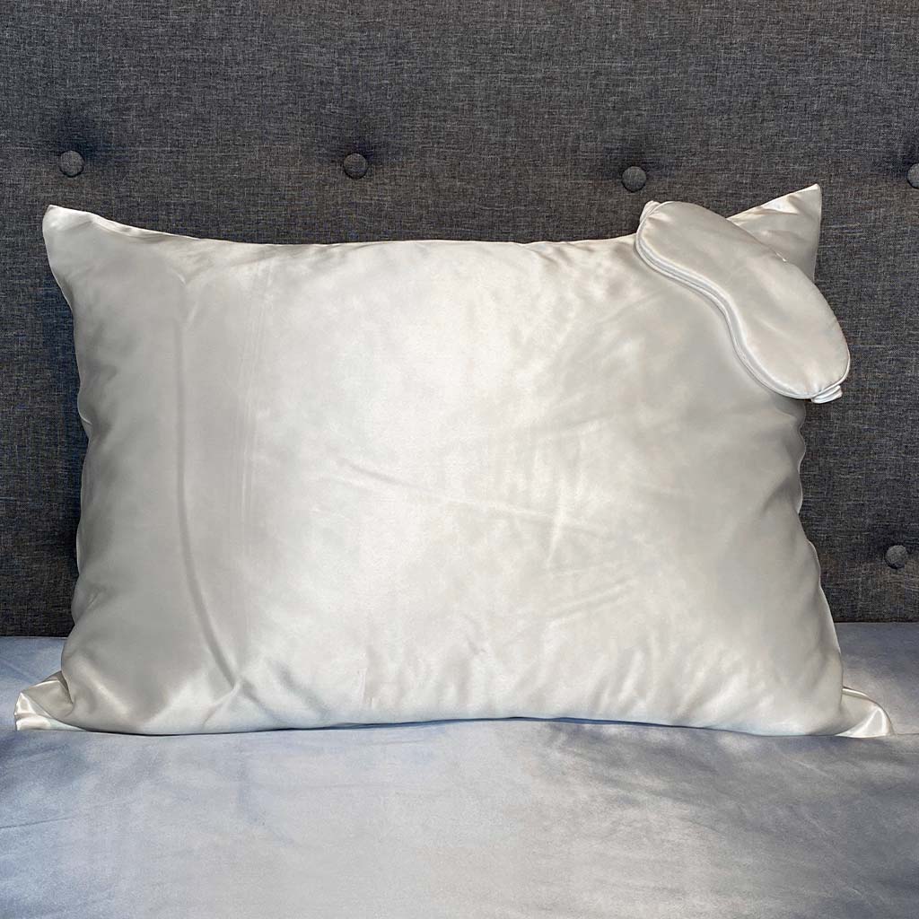 22 Momme Silk Pillowcase &amp; Sleep Mask Gift Set - White