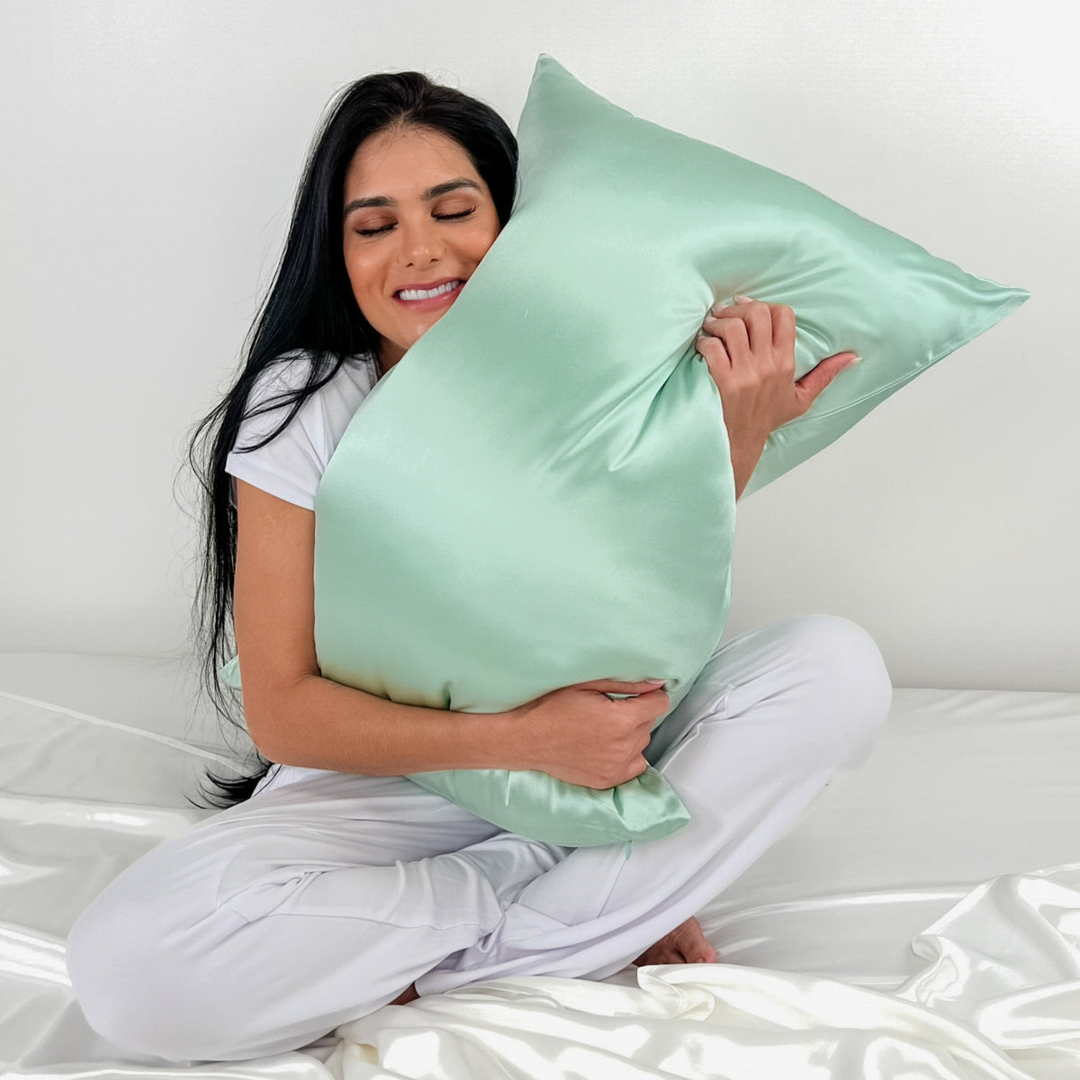 19 Momme Silk Pillowcase - Green