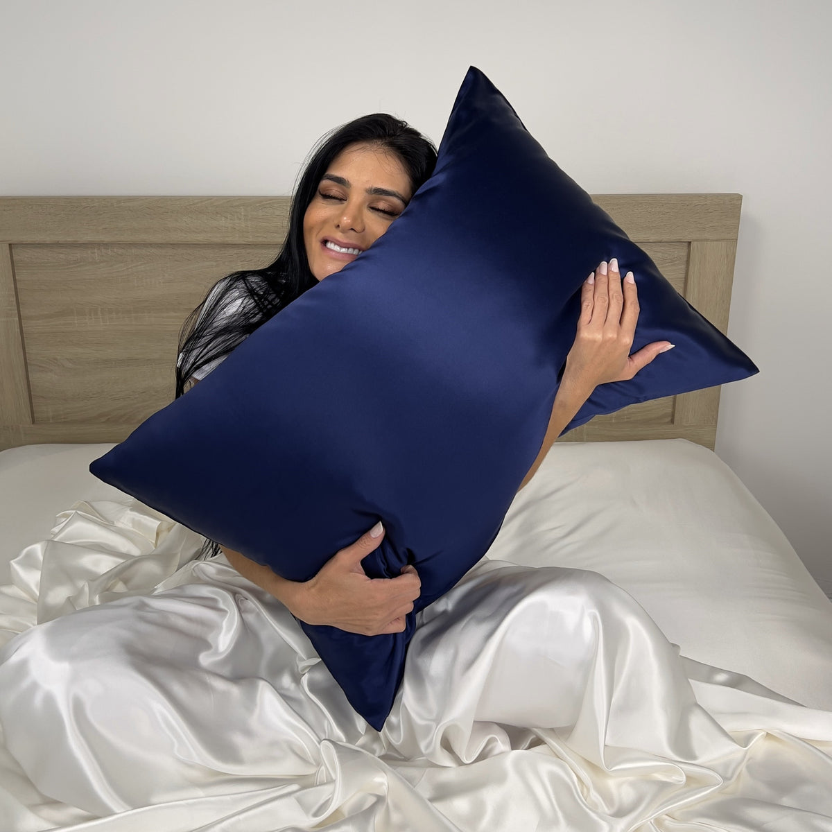 30 Momme Silk Pillowcase - Navy