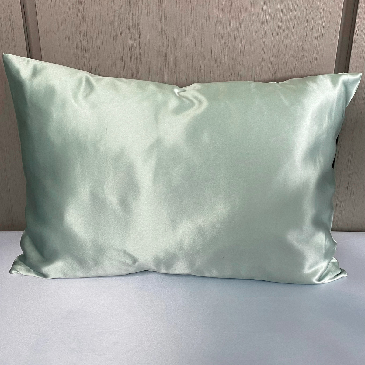 Pure Silk Toddler Pillowcase - Goodnight Green