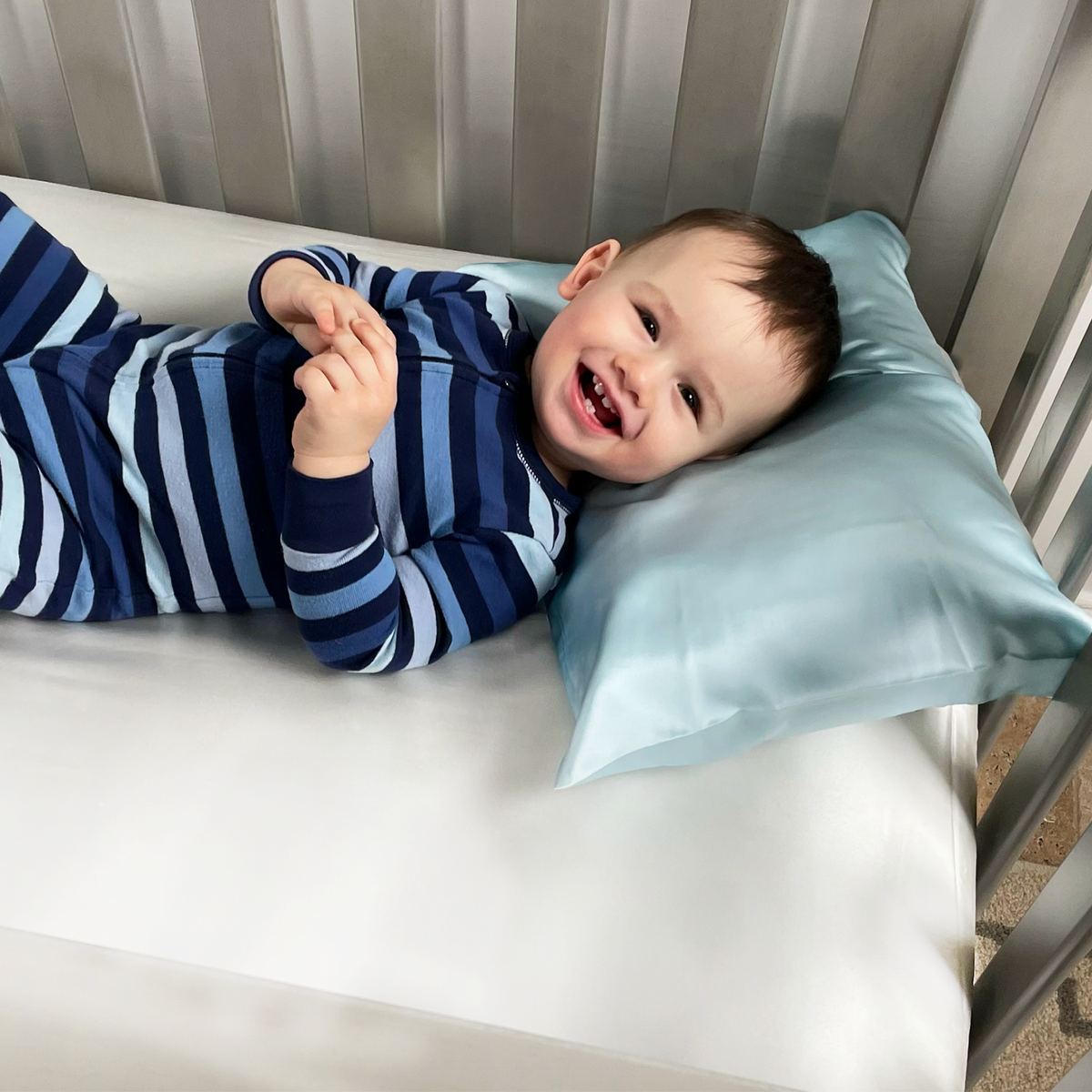 Pure Silk Toddler Pillowcase - Bedtime Blue