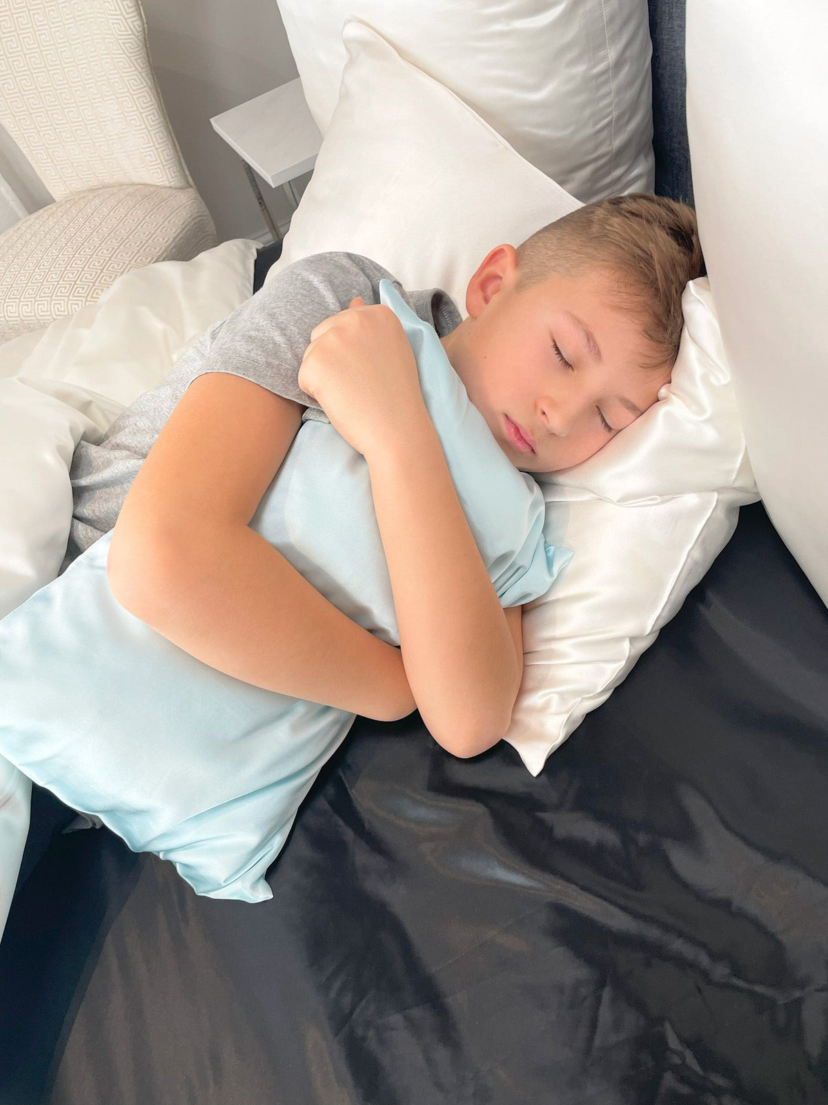 Pure Silk Toddler Pillowcase - Bedtime Blue